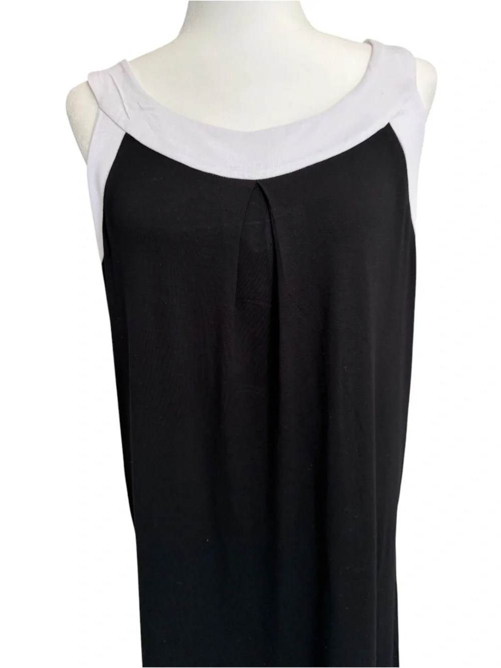 AK Anne Klein Shift Dress S Black White Sleeveless Pleated Stretch Career Resort